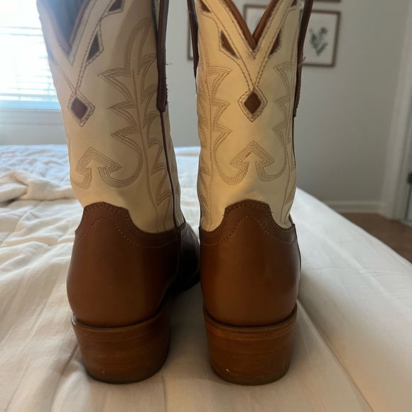 Men's Two-Tone Brown and Cream Western Cowboy Boots - Picture 3 of 4